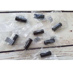 mark. Hook Up Connectors
